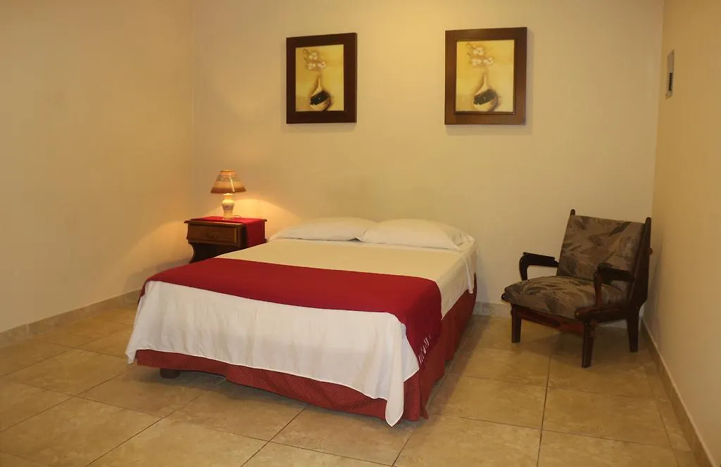 El Patio Suites II Guayaquil 0*,